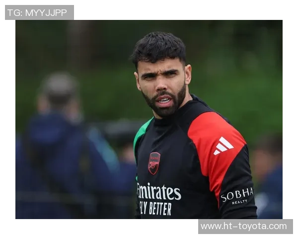 欧冠激战：阿森纳凭乌龙球小胜里昂战术解析全场精彩瞬间